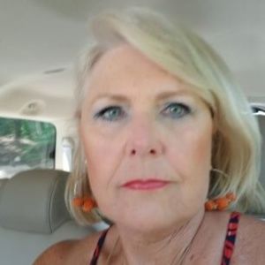 Meet your Posher, Joyce